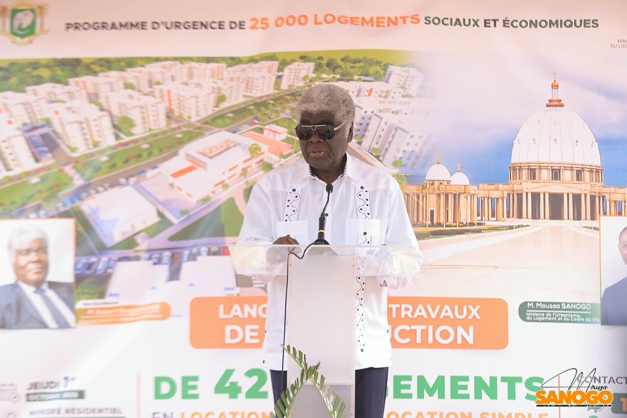 Yamoussoukro : Mambé lance les travaux de construction de 420 logements sociaux et économiques