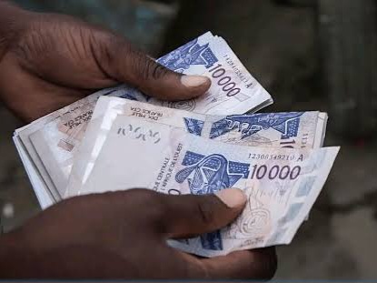 Chronique du lundi – Enjeu de souverainete monétaire, l’eco, la monnaie unique de l’Afrique de l’Ouest, est annonce pour 2027